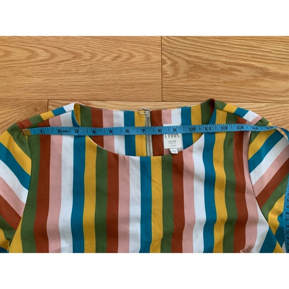 Size XS Twix shirt - Picture 3 of 4